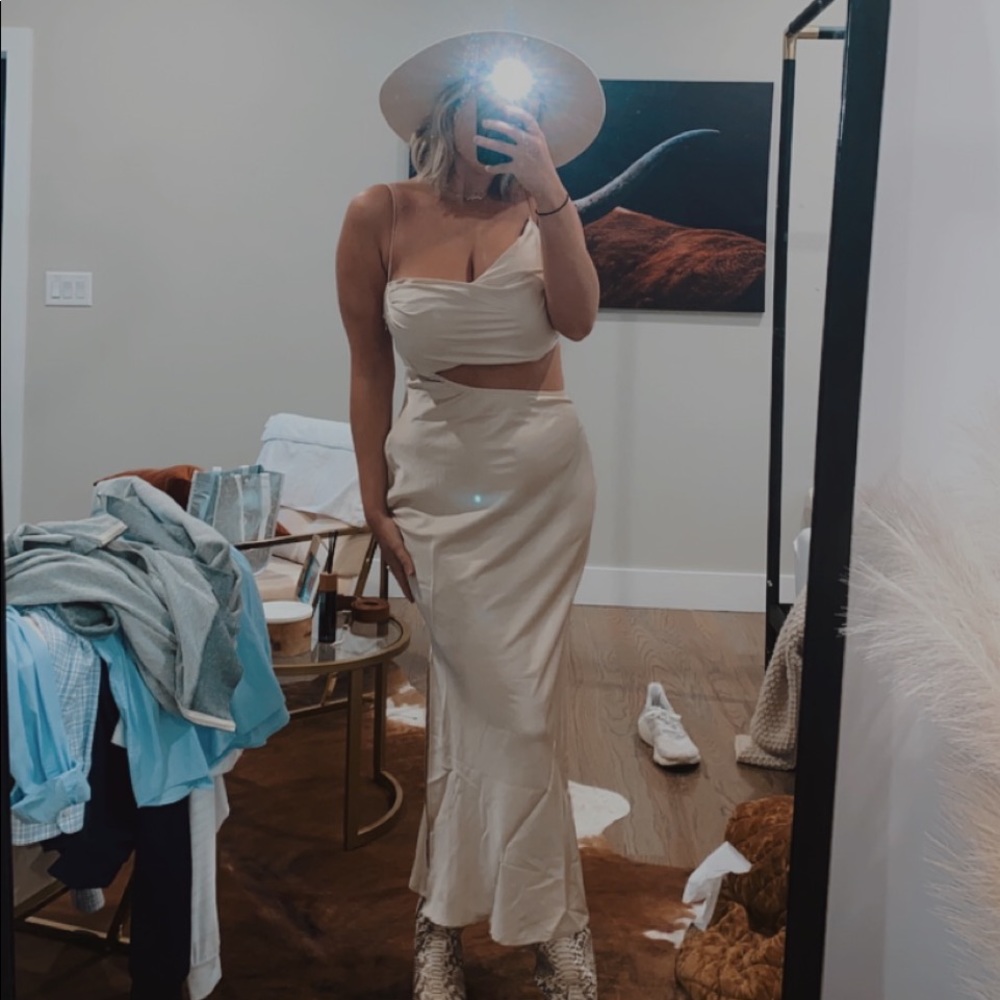 Biltmore Champagne Satin Midi Dress